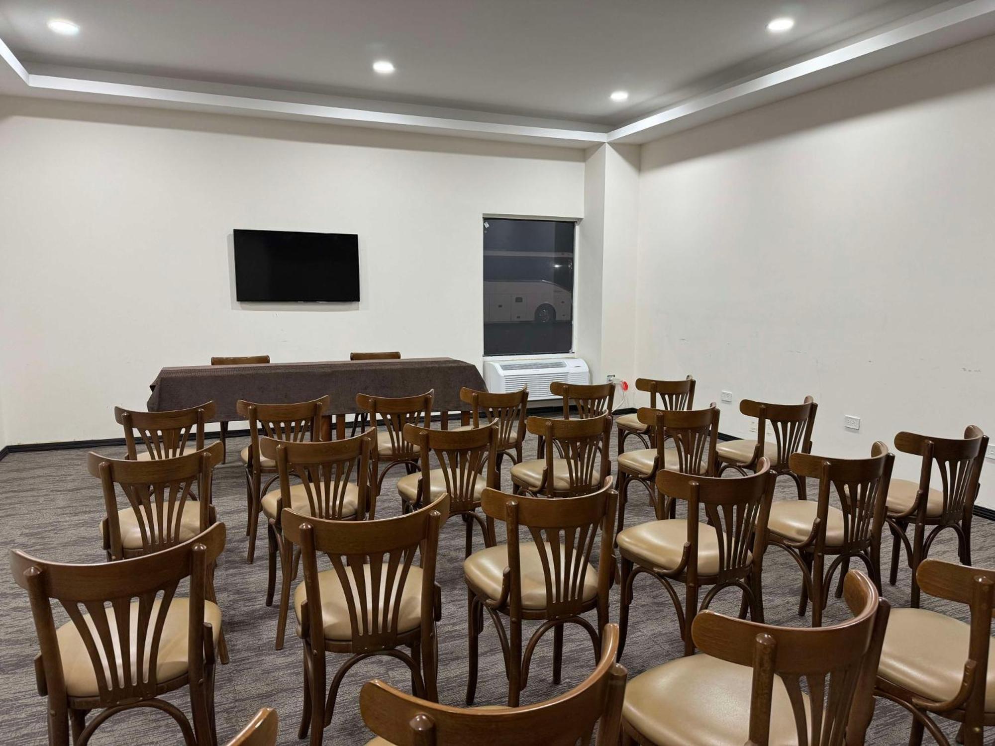 Best Western Plus Sacramento Chihuahua Bagian luar foto